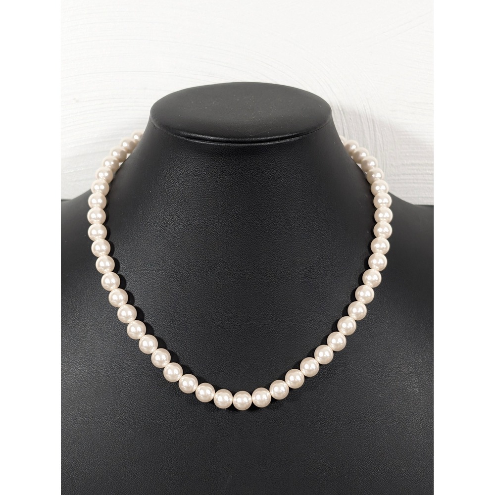 Roman Faux Pearl‎ Necklace 18" Classic Acrylic Pearl Strand Gold Tone Clasp